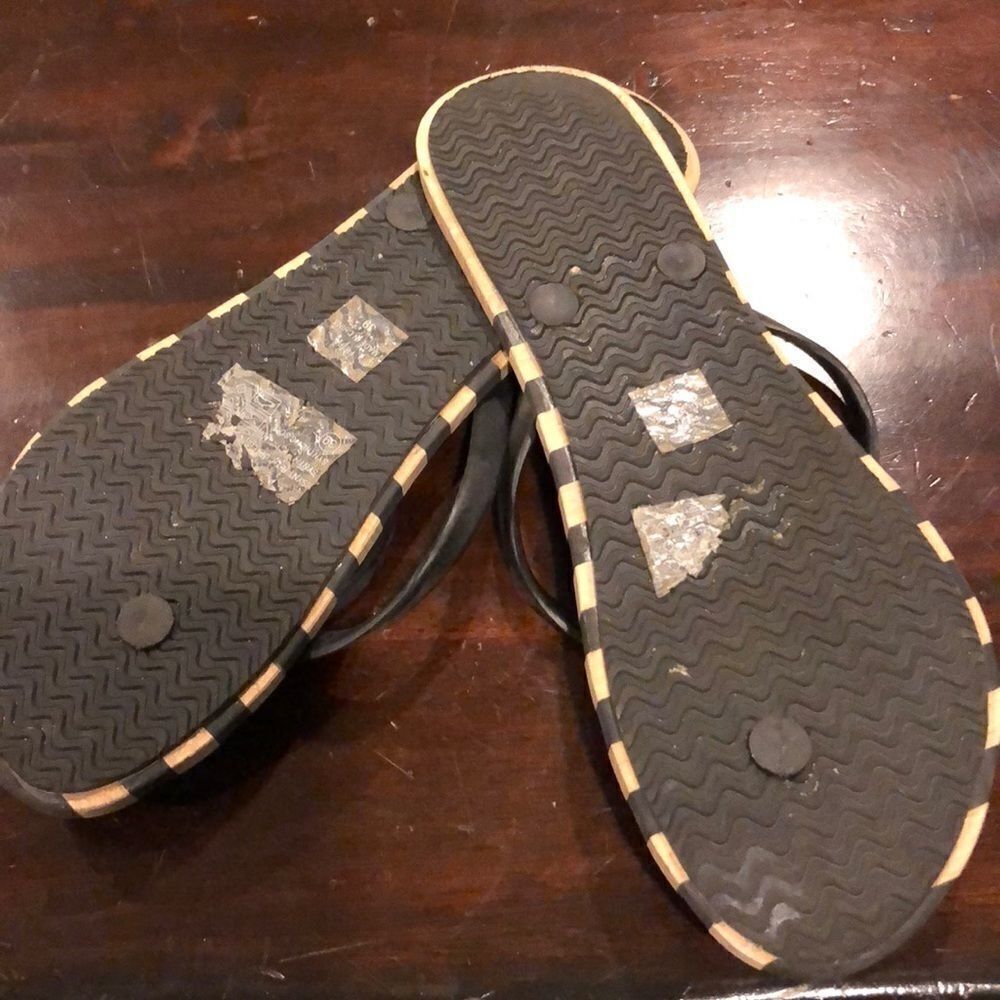 French Connection Striped Flip Flops, Size 9 - Picture 4 of 4